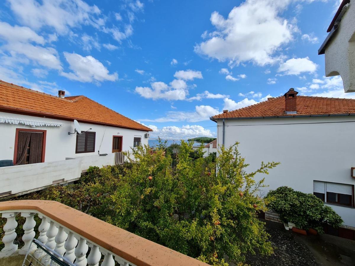 Apartmani Lenka Ugljan Zewnętrze zdjęcie
