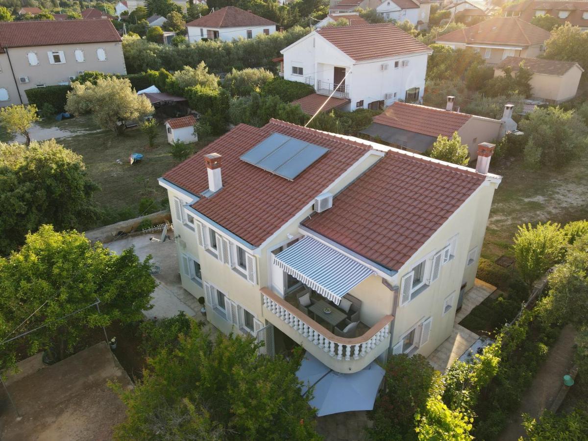 Apartmani Lenka Ugljan Zewnętrze zdjęcie