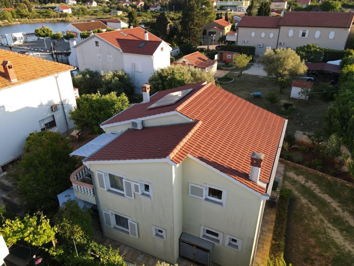 Apartmani Lenka Ugljan Zewnętrze zdjęcie