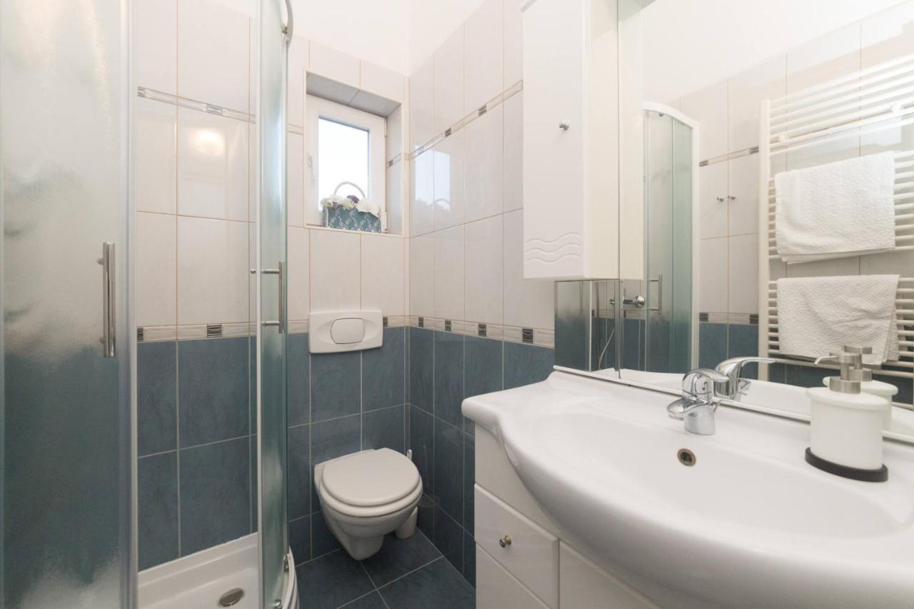 Apartmani Lenka Ugljan Zewnętrze zdjęcie