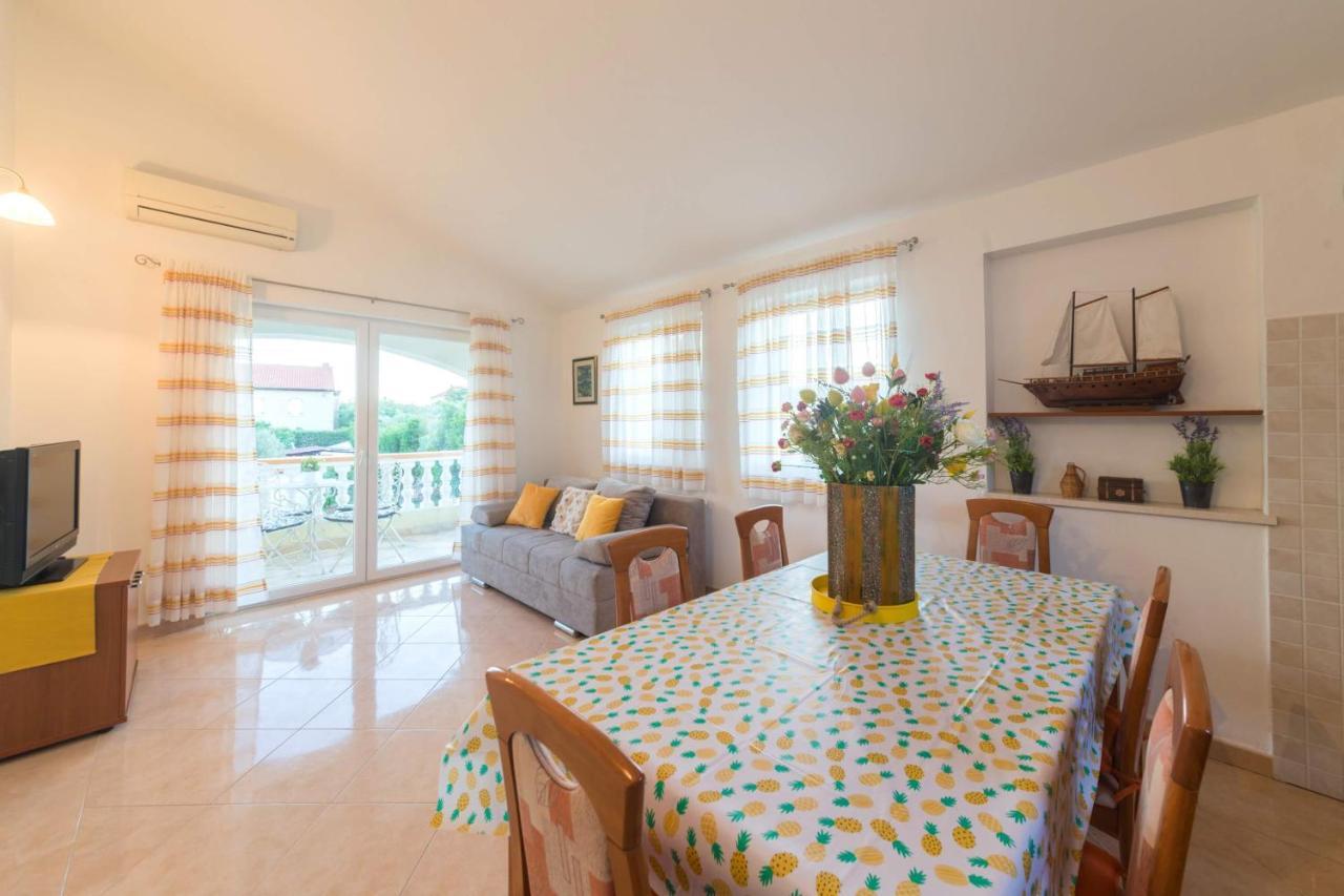 Apartmani Lenka Ugljan Zewnętrze zdjęcie